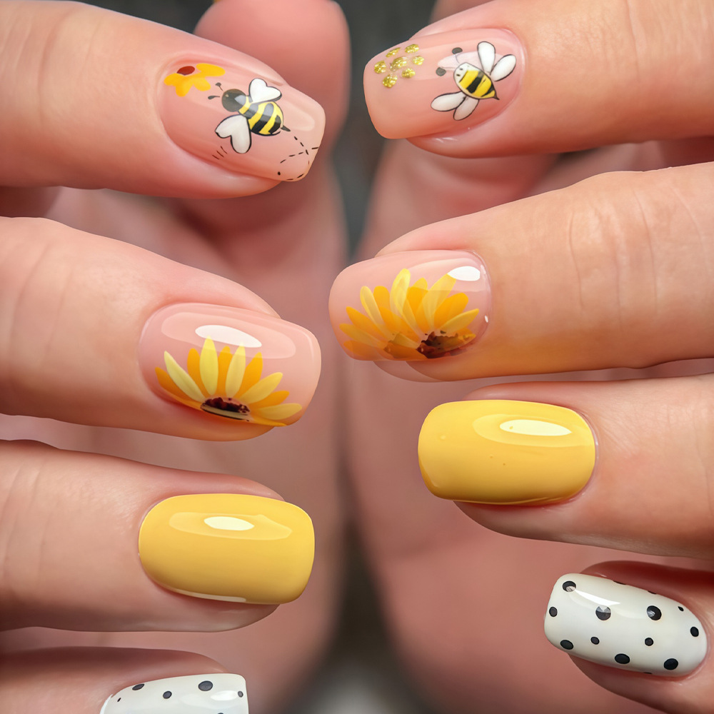 Press On Nail Set - Unghie finte corte quadrate per donne