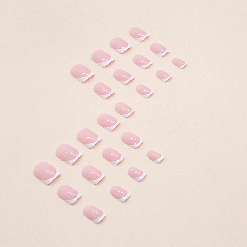 Unghie Finte Quadrate Corte Pr - Nail Art Wedding recensione e prezzo
