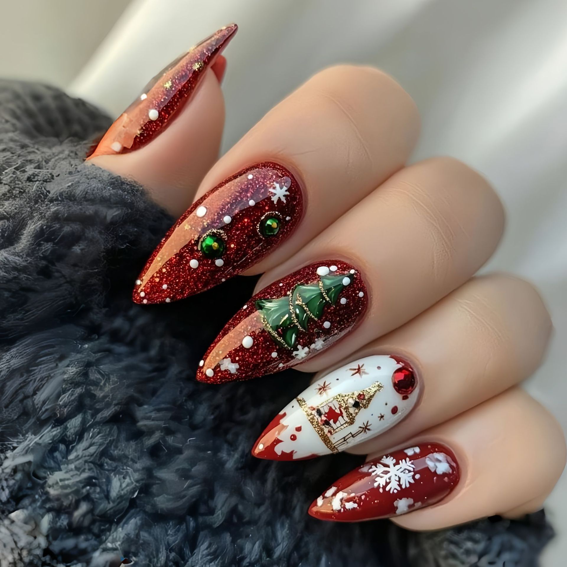 Unghie finte medie per la fest - Press On Nail Set recensione e prezzo