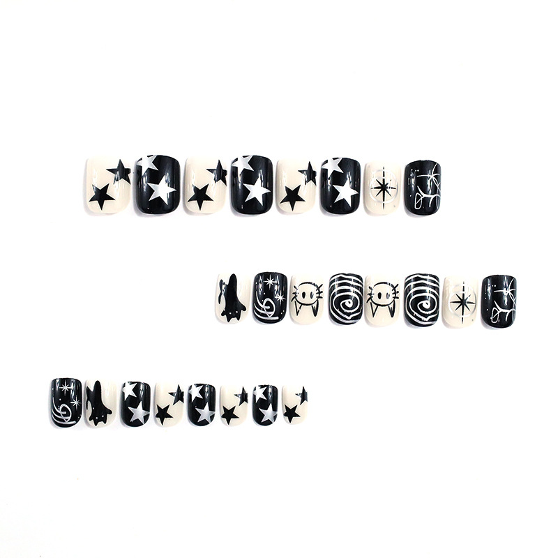 24 Pezzi di Unghie Finte per N - Nail Art Wedding recensione e prezzo