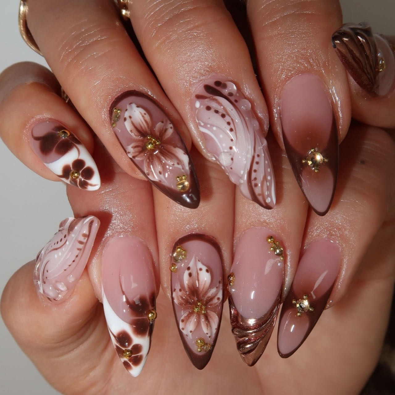 Unghie finte di media lunghezz - Press On Nail Set recensione e prezzo