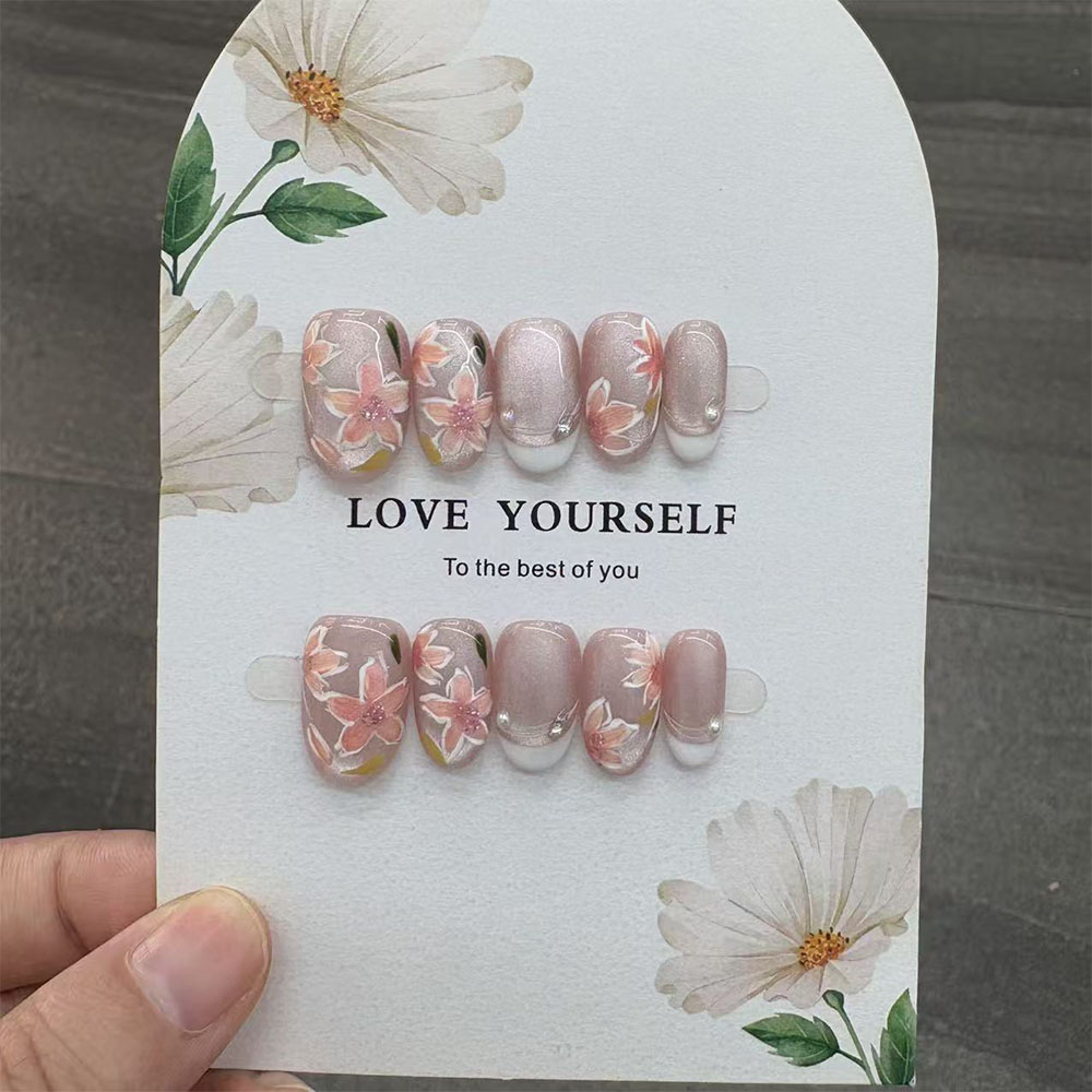 Unghie Finte a Mandorla con Fi - Nail Art Elegant recensione e prezzo