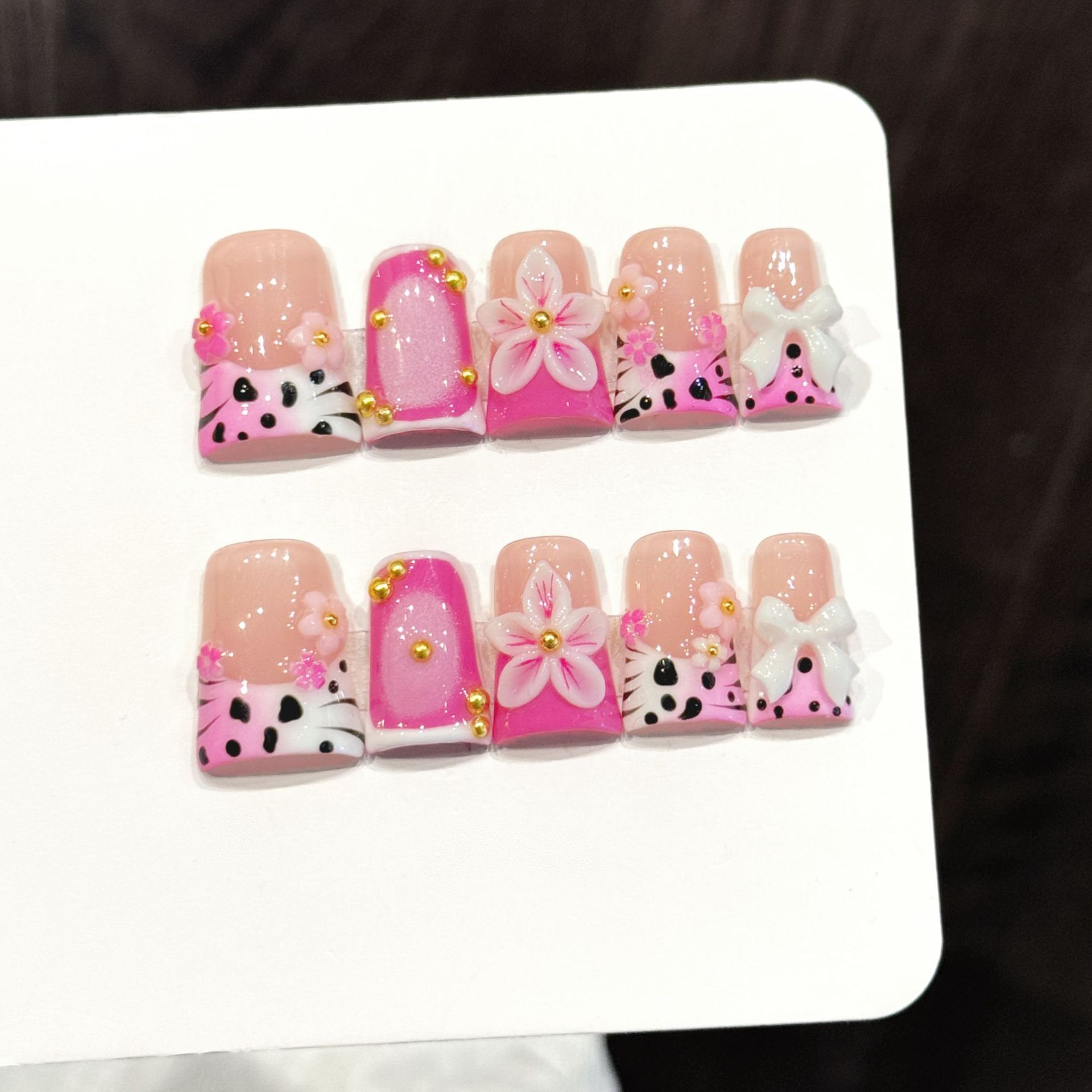 10 pezzi unghie finte stile oc - Press On Nail Set recensione e prezzo