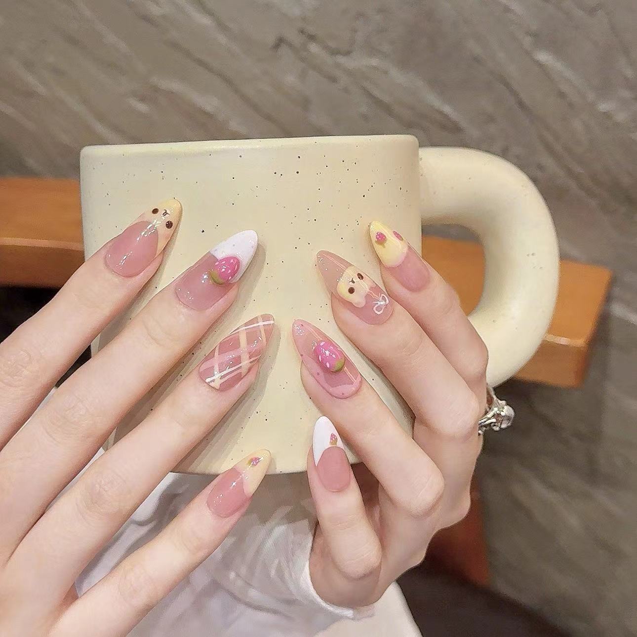 10 pezzi di unghie finte ovali - Nail Art Oval recensione e prezzo