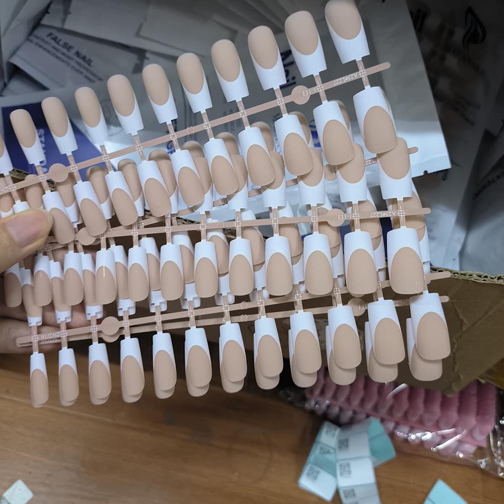 120 pezzi unghie finte frances - Nail Art Wedding recensione e prezzo