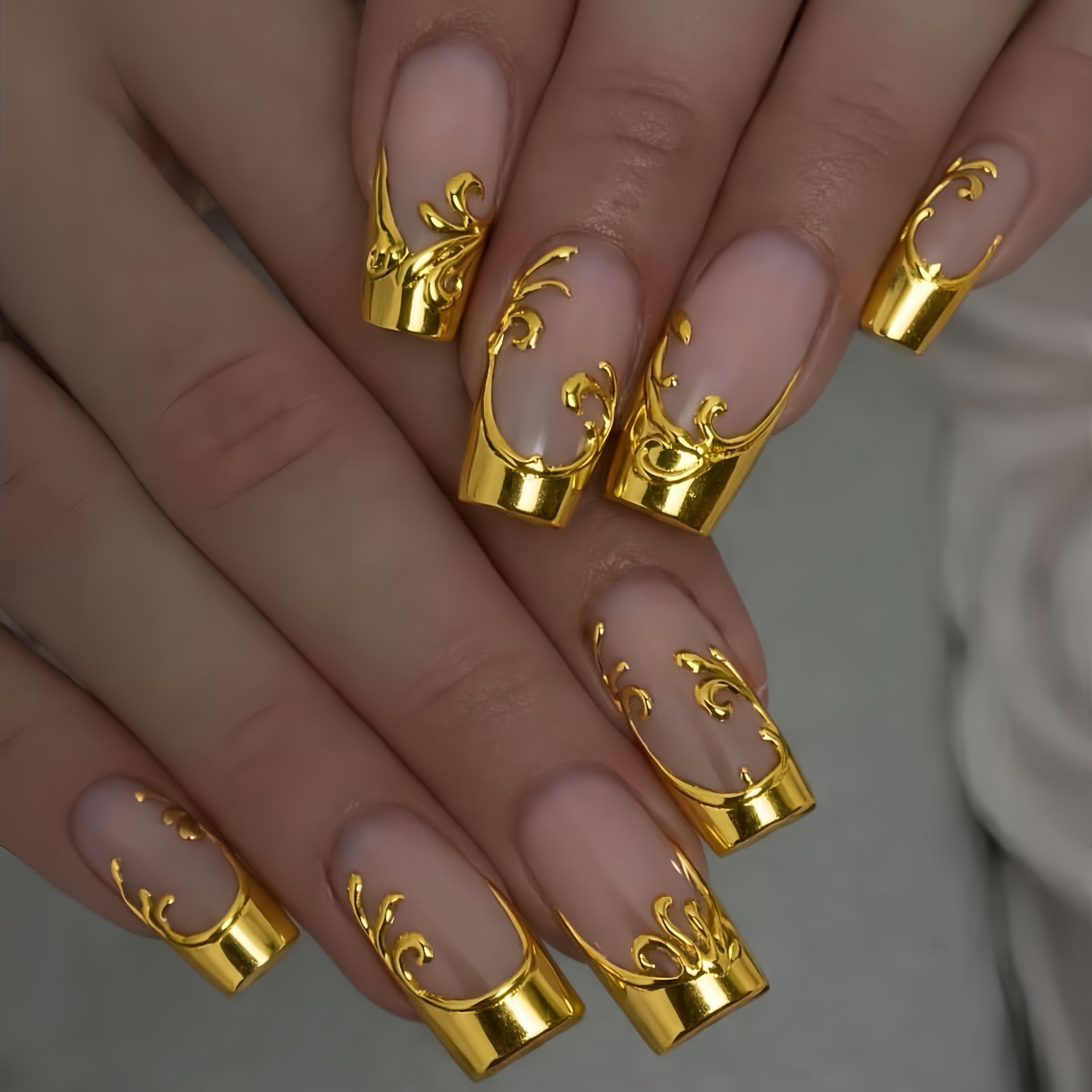 Unghie finte di media lunghezz - Press On Nail Set recensione e prezzo